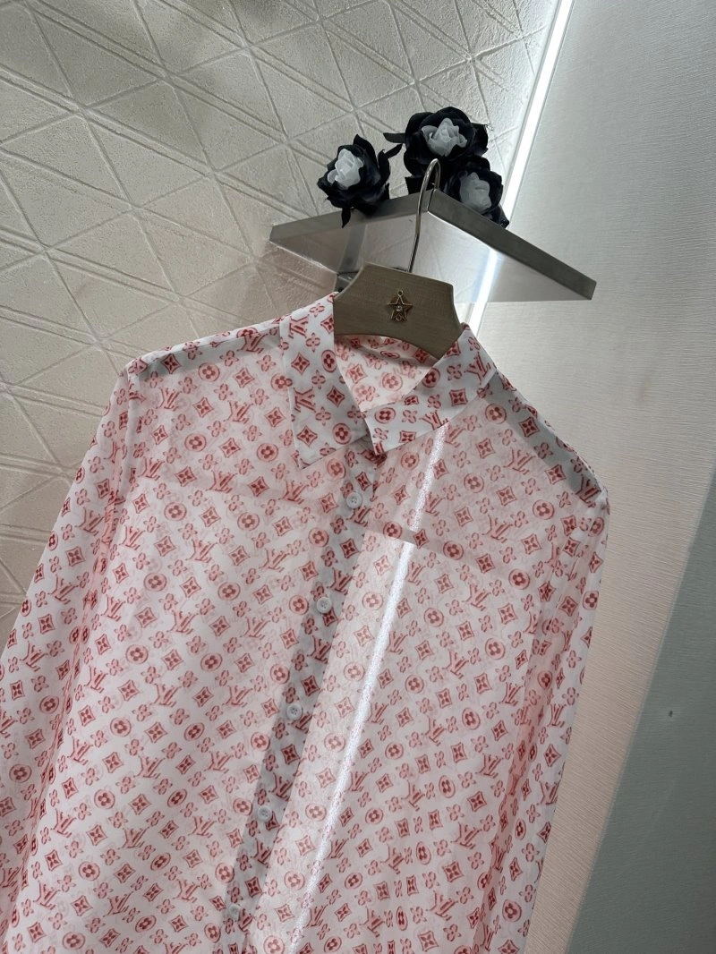 Louis Vuitton Shirts Neat 131377