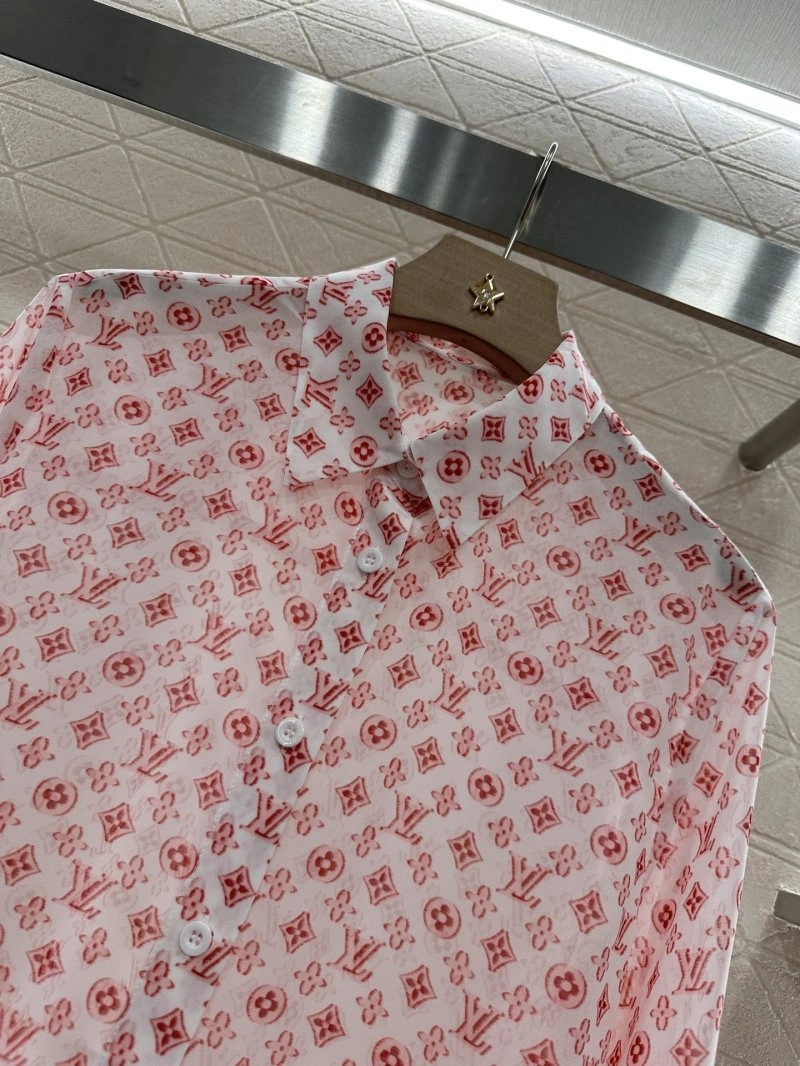 Louis Vuitton Shirts Neat 131377