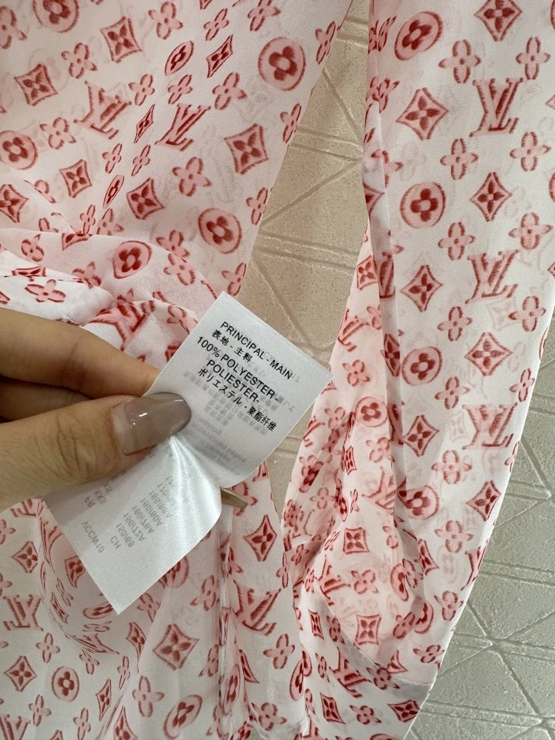 Louis Vuitton Shirts Neat 131377