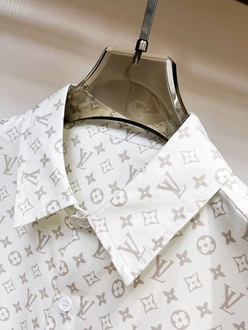 EyeCatching Louis Vuitton Shirts 133786