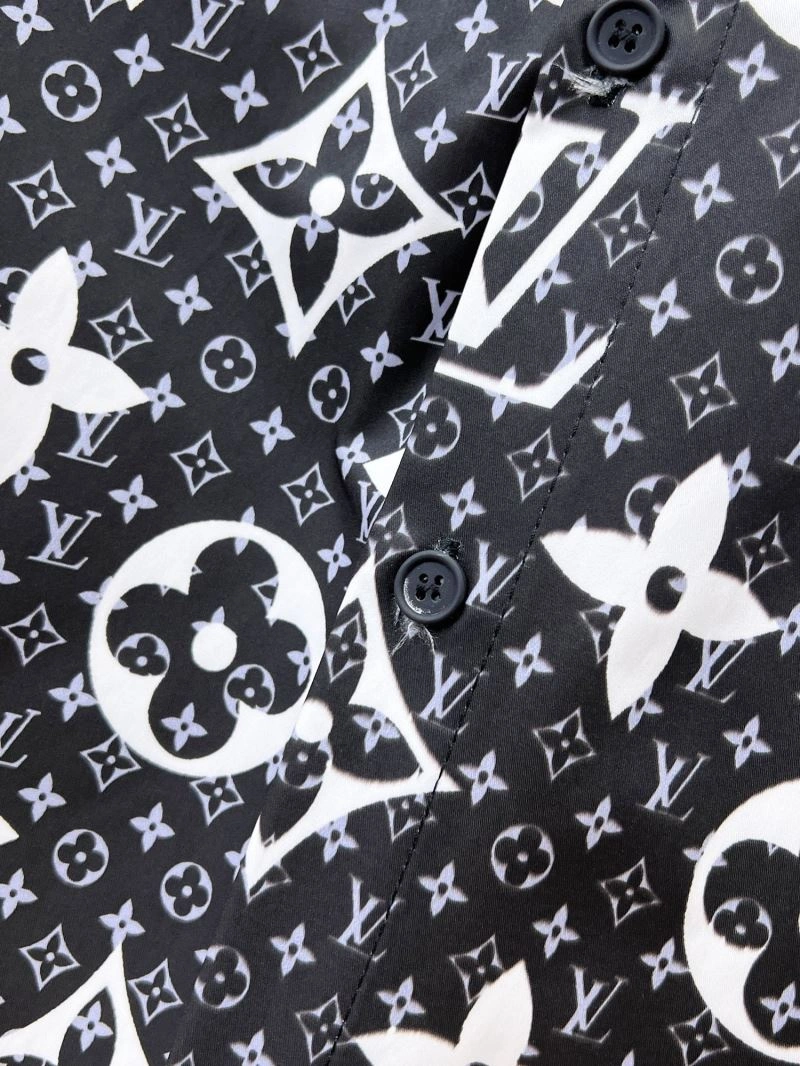 SmartChoice Louis Vuitton Shirts 133770