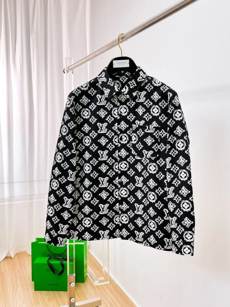Classic Louis Vuitton Shirts 133754