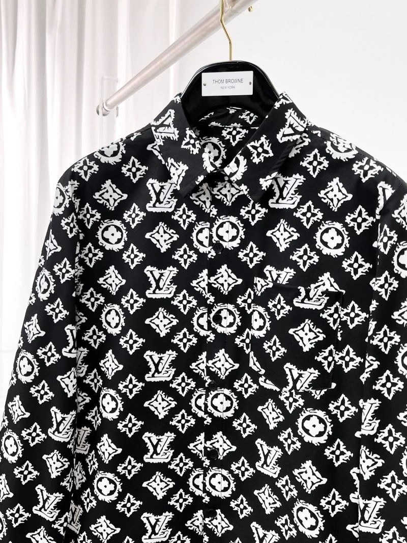 Classic Louis Vuitton Shirts 133754