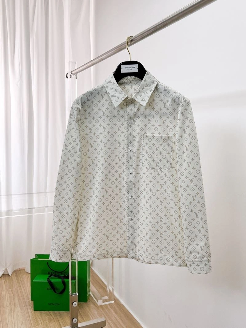 EyeCatching Louis Vuitton Shirts 133755