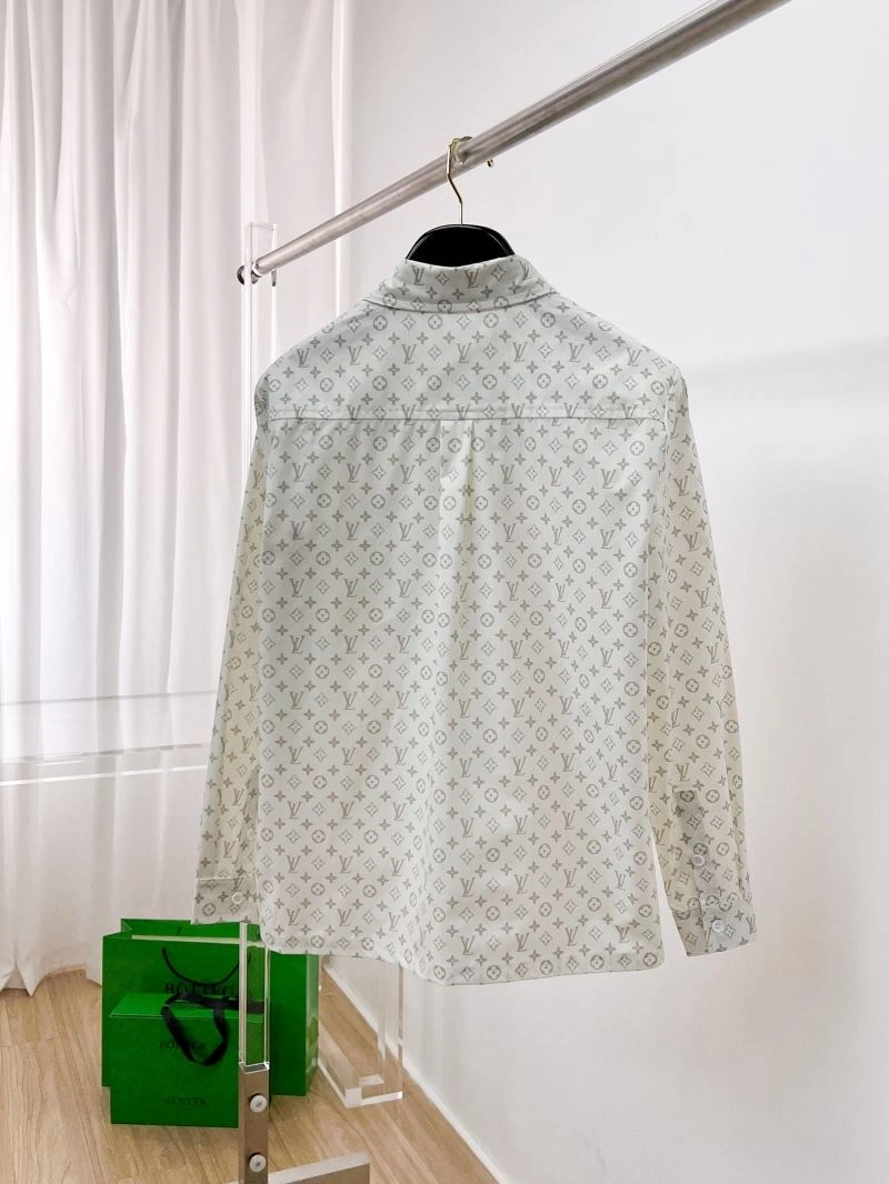 EyeCatching Louis Vuitton Shirts 133755