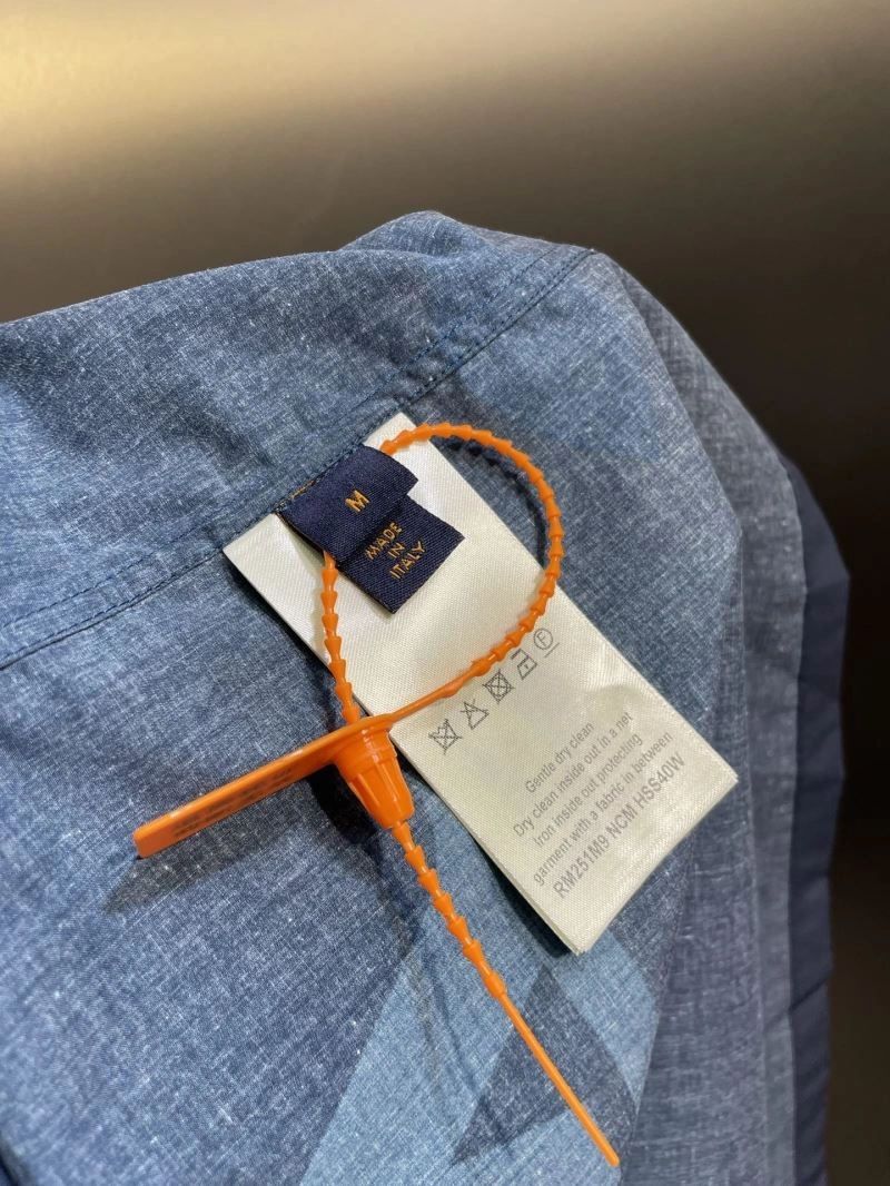 MoistureWicking Louis Vuitton Shirts 133747