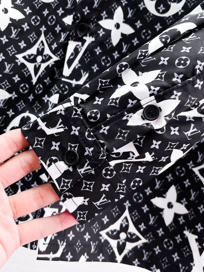 Louis Vuitton Shirts Vibrant 132779