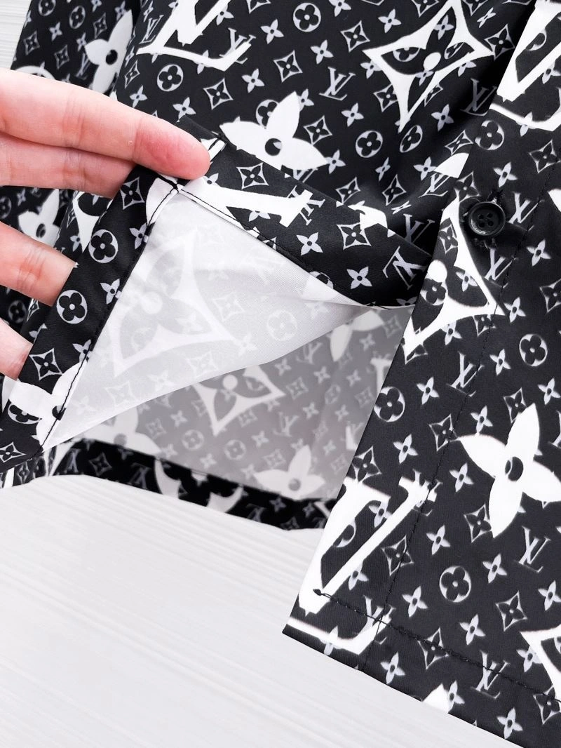 Louis Vuitton Shirts Vibrant 132779