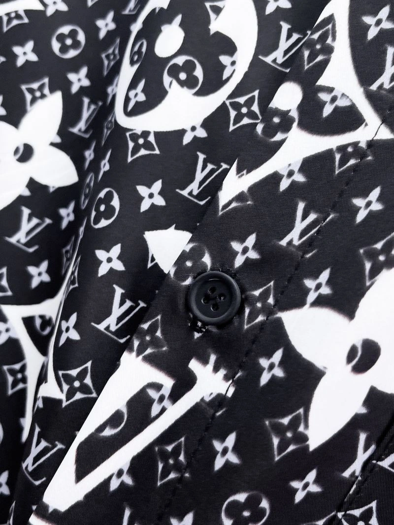 Louis Vuitton Shirts Vibrant 132779