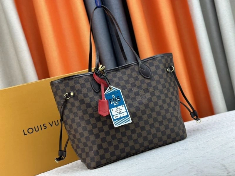 Chic Louis Vuitton Shopping Bags 80394