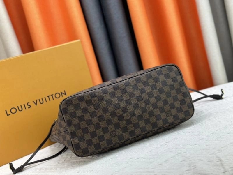 Chic Louis Vuitton Shopping Bags 80394