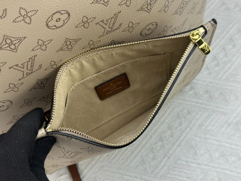 Neat Louis Vuitton Shopping Bags 80389