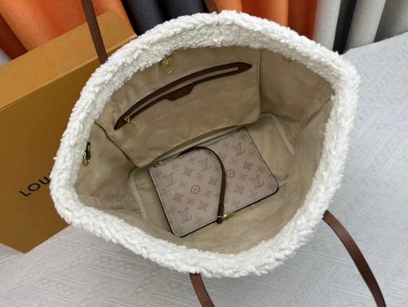 Neat Louis Vuitton Shopping Bags 80389
