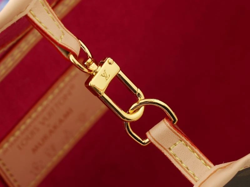 Louis Vuitton Shopping Bags Versatile 80403