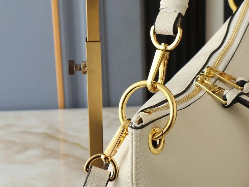 Casual Louis Vuitton Shopping Bags 80401