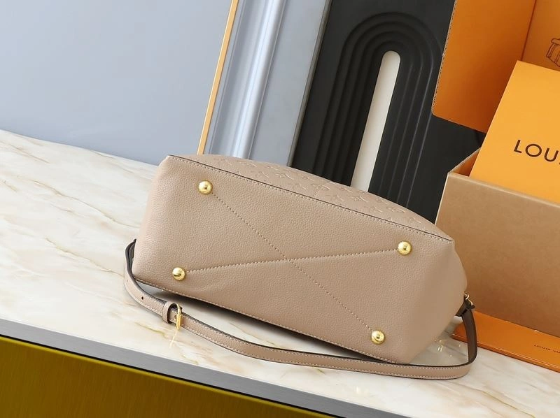 Louis Vuitton Shopping Bags Attractive 80399