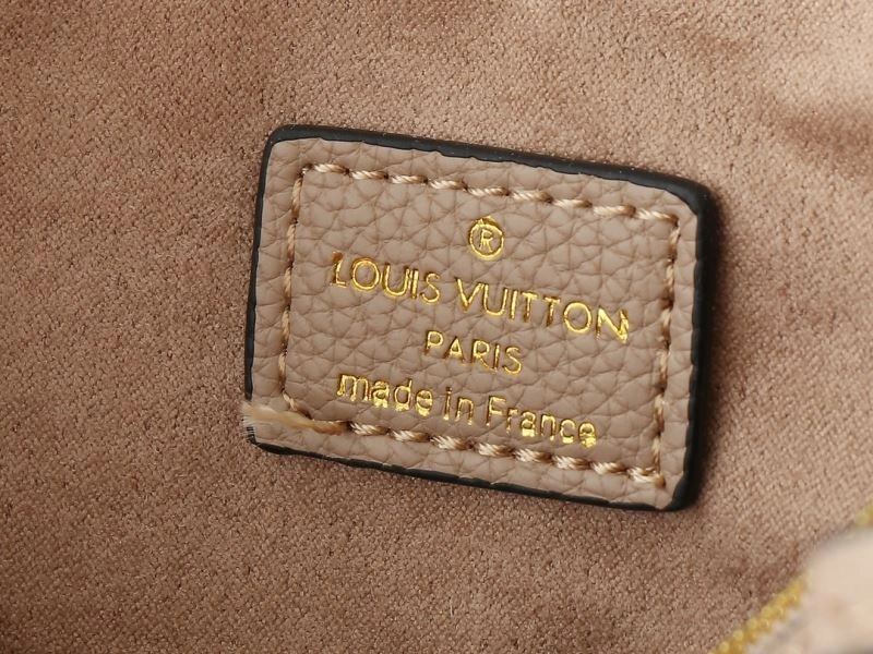 Louis Vuitton Shopping Bags Attractive 80399