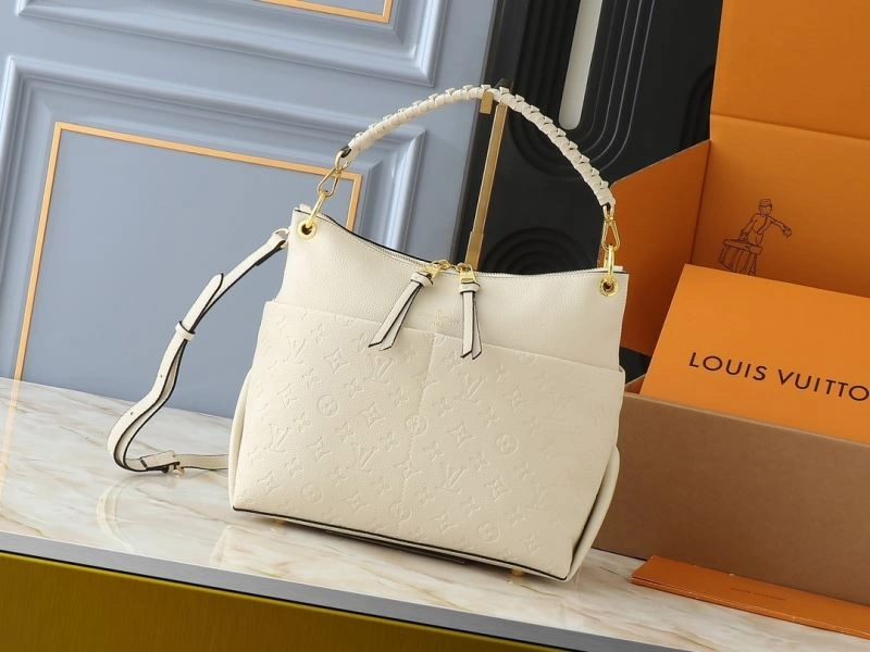 Neat Louis Vuitton Shopping Bags 80392