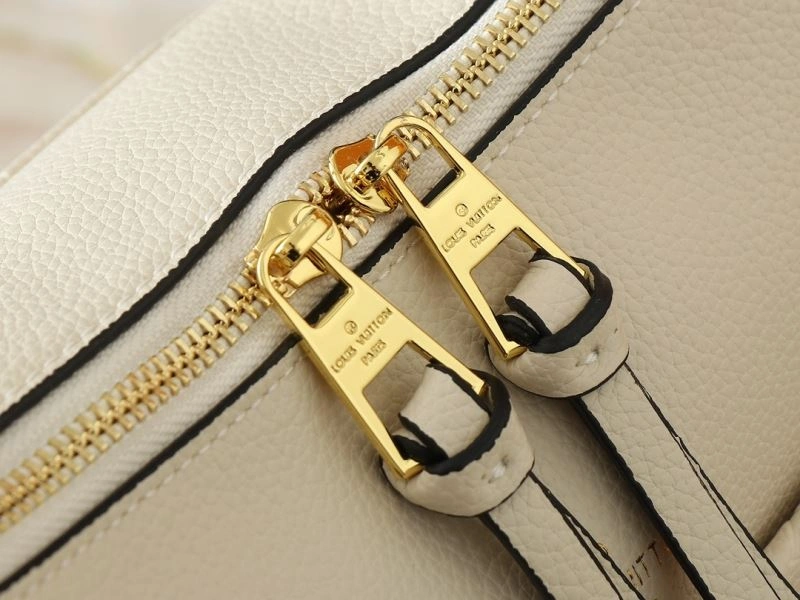Neat Louis Vuitton Shopping Bags 80392