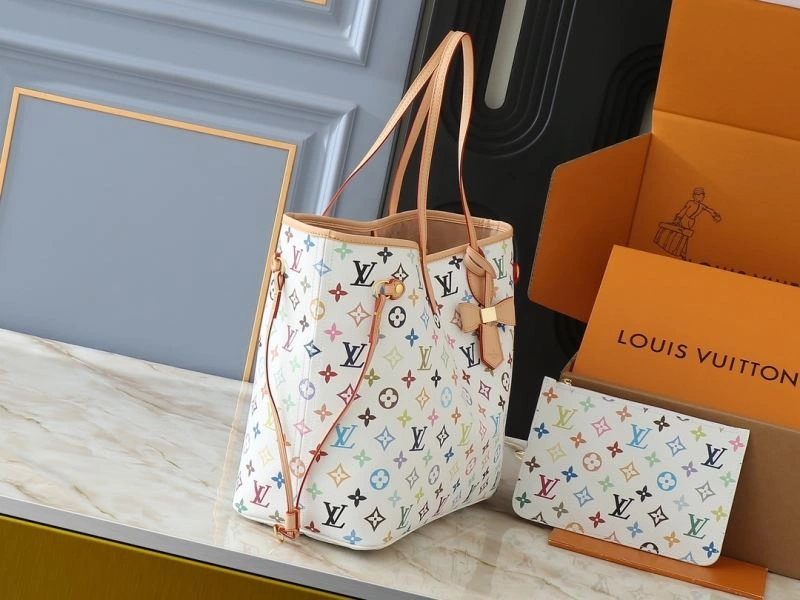Cozy Louis Vuitton Shopping Bags 80379