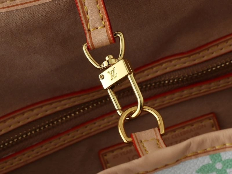 Cozy Louis Vuitton Shopping Bags 80379