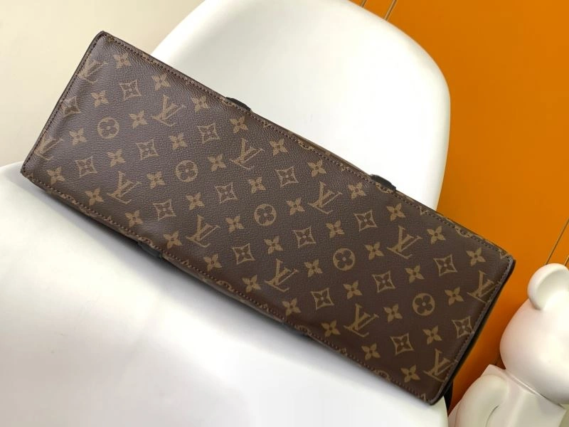 Louis Vuitton Shopping Bags Bright 94259