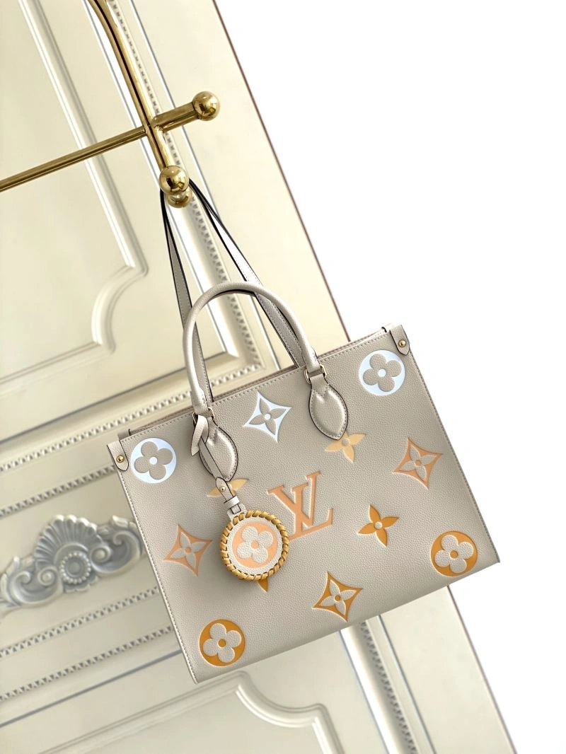 Unisex Louis Vuitton Shopping Bags 94248