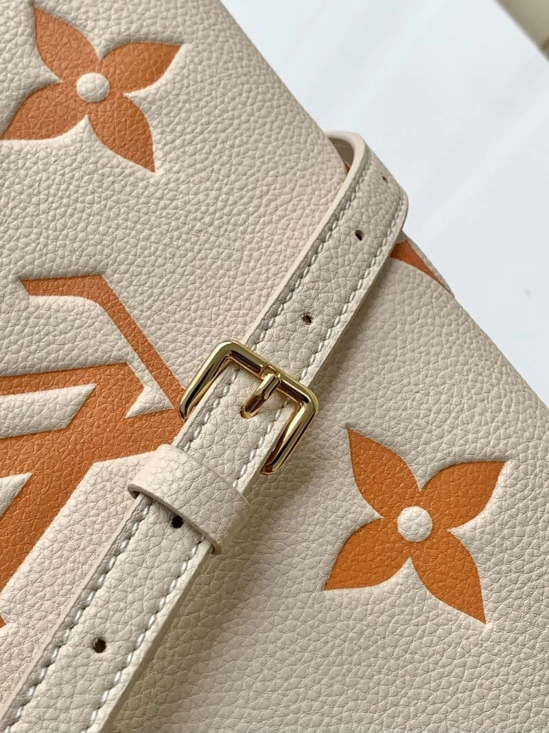 Resilient Louis Vuitton Shopping Bags 94204
