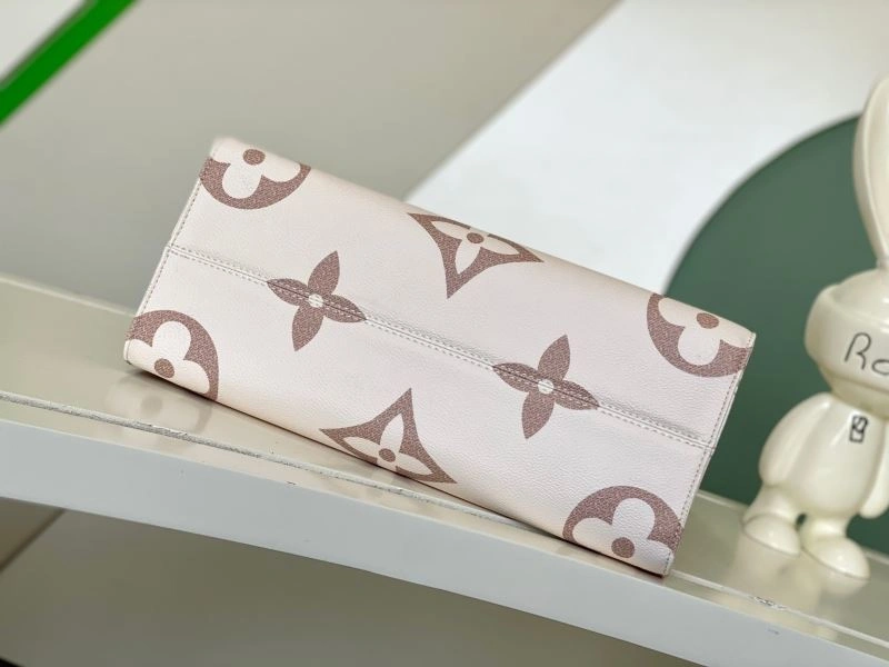 Louis Vuitton Shopping Bags SunProtective 94046
