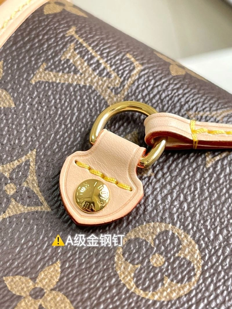 Louis Vuitton Shopping Bags ModernLook 94005