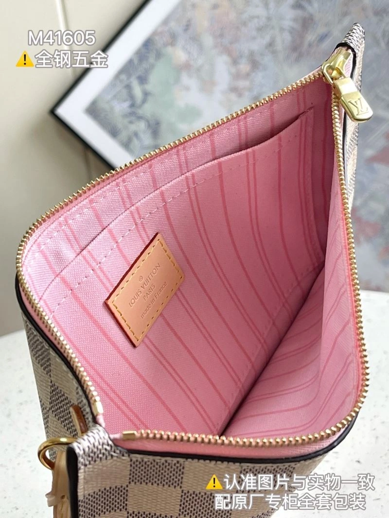 UrbanStyle Louis Vuitton Shopping Bags 94004