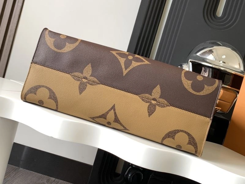 EasyMatch Louis Vuitton Shopping Bags 93731