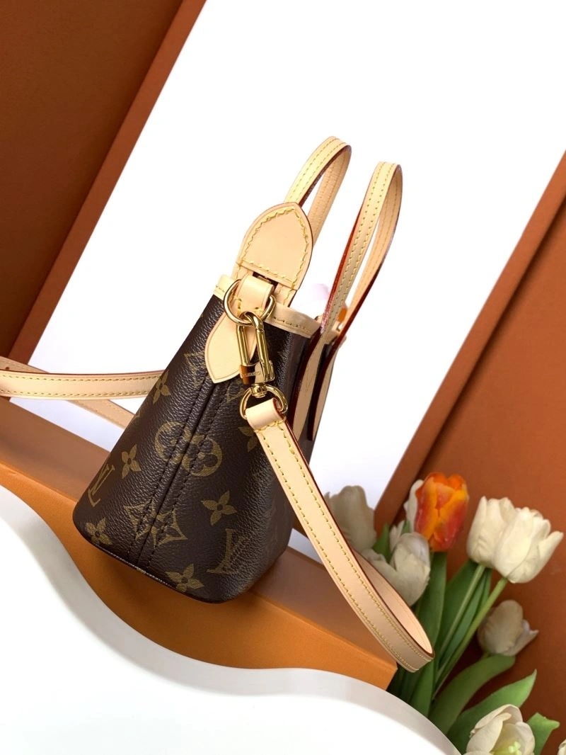 Soft Louis Vuitton Shopping Bags 93735