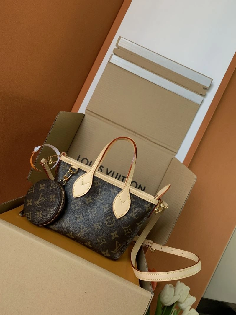 Soft Louis Vuitton Shopping Bags 93735