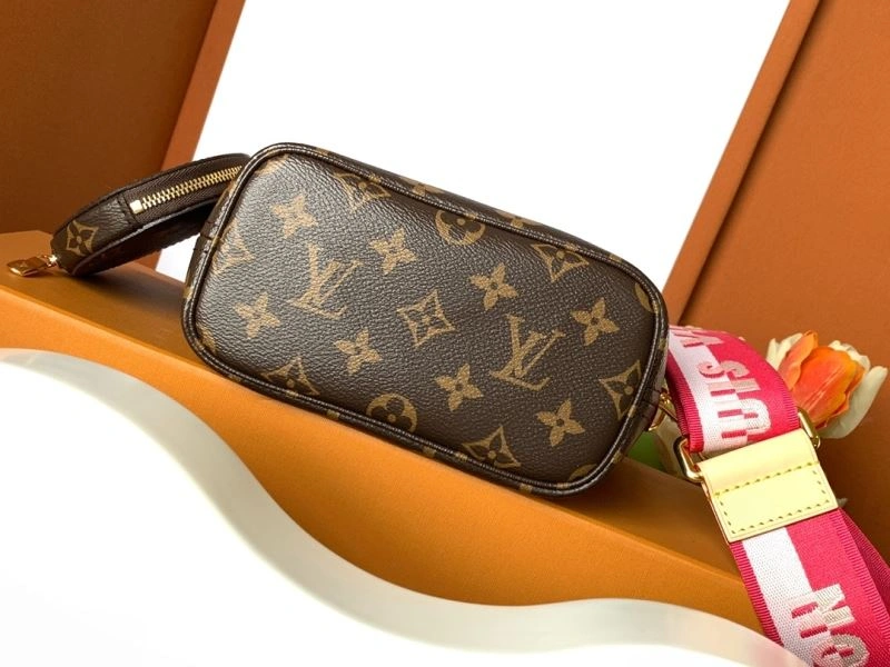 Louis Vuitton Shopping Bags Stretchable 93733