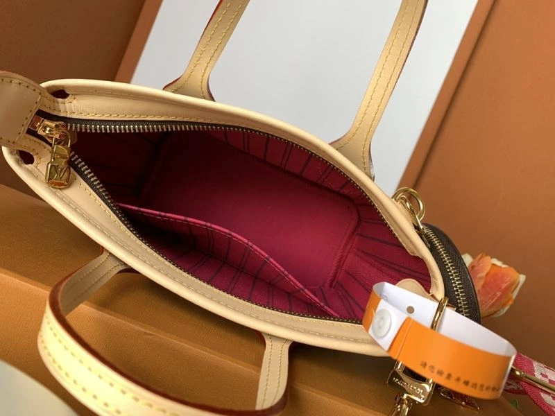 Louis Vuitton Shopping Bags Stretchable 93733