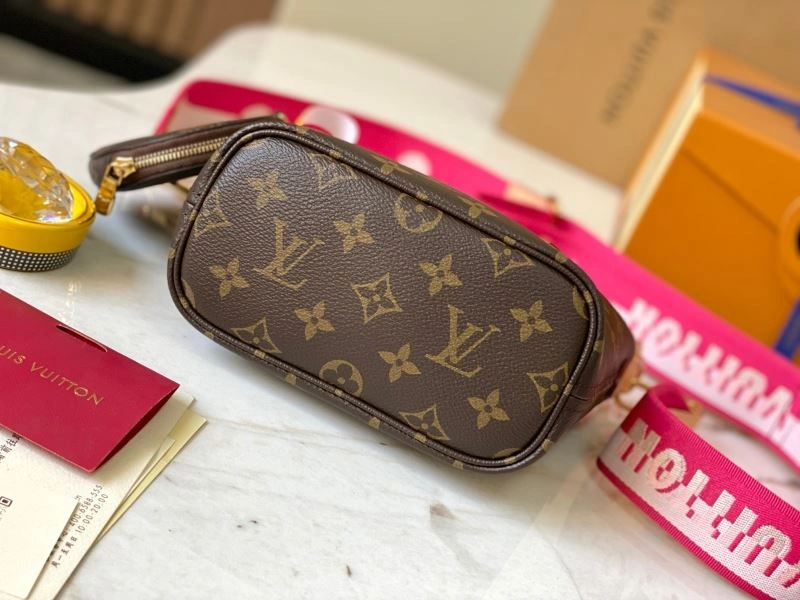 Louis Vuitton Shopping Bags Seasonal 93506