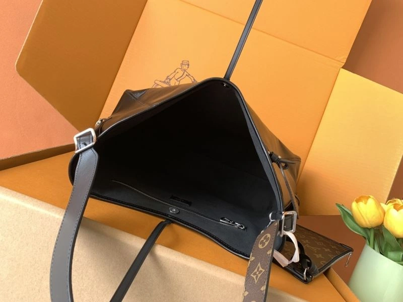 Louis Vuitton Shopping Bags Vibrant 93462