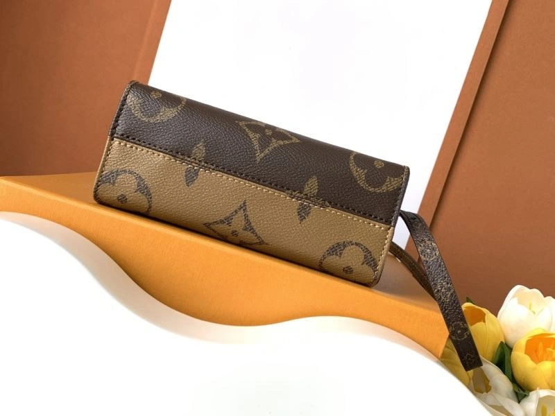 SunProtective Louis Vuitton Shopping Bags 93461