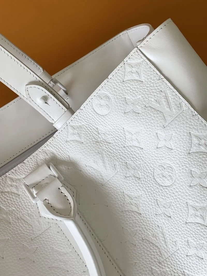 Versatile Louis Vuitton Shopping Bags 43270