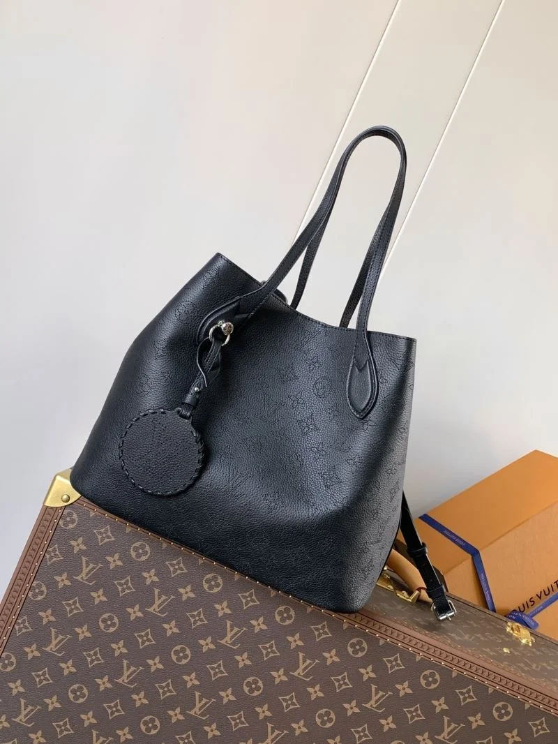 Versatile Louis Vuitton Shopping Bags 43283