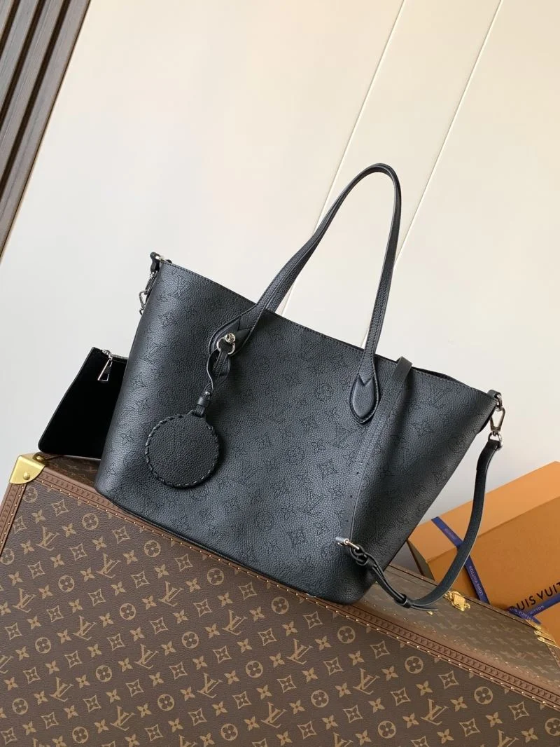 Versatile Louis Vuitton Shopping Bags 43283