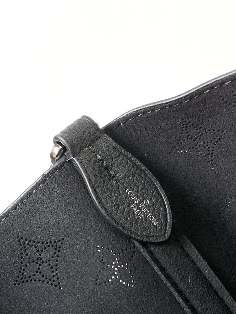 Versatile Louis Vuitton Shopping Bags 43283