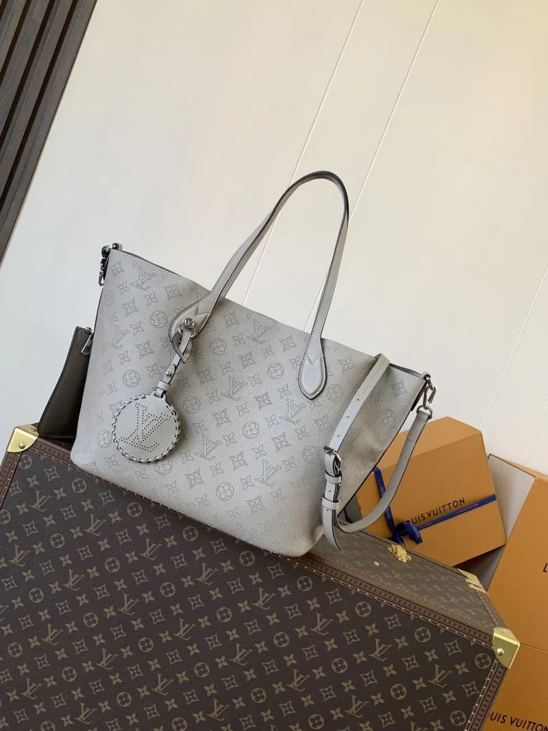Louis Vuitton Shopping Bags Lightweight 43268