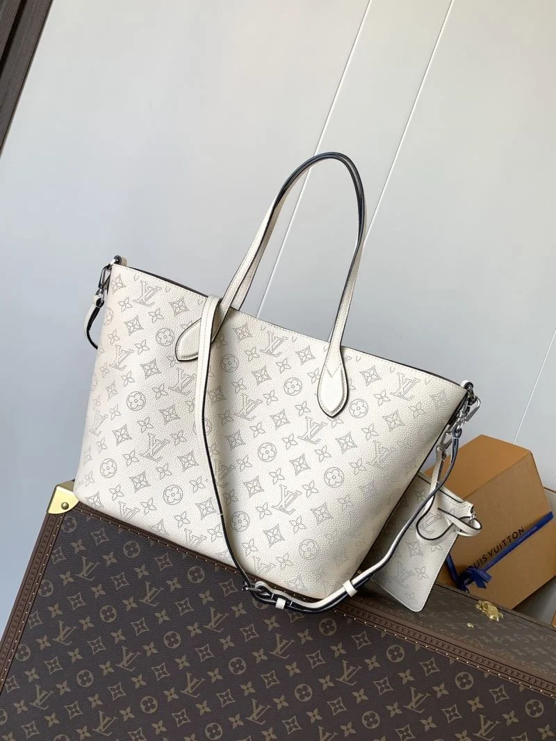 Minimalist Louis Vuitton Shopping Bags 43269
