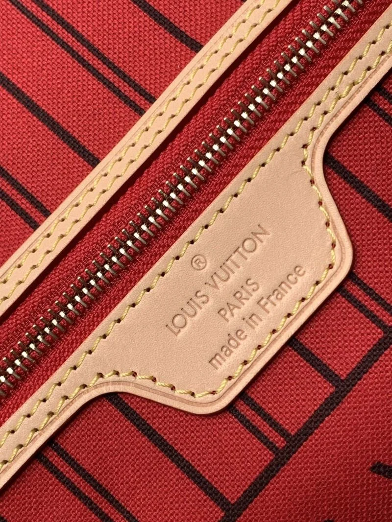 Louis Vuitton Shopping Bags EasyMatch 43265