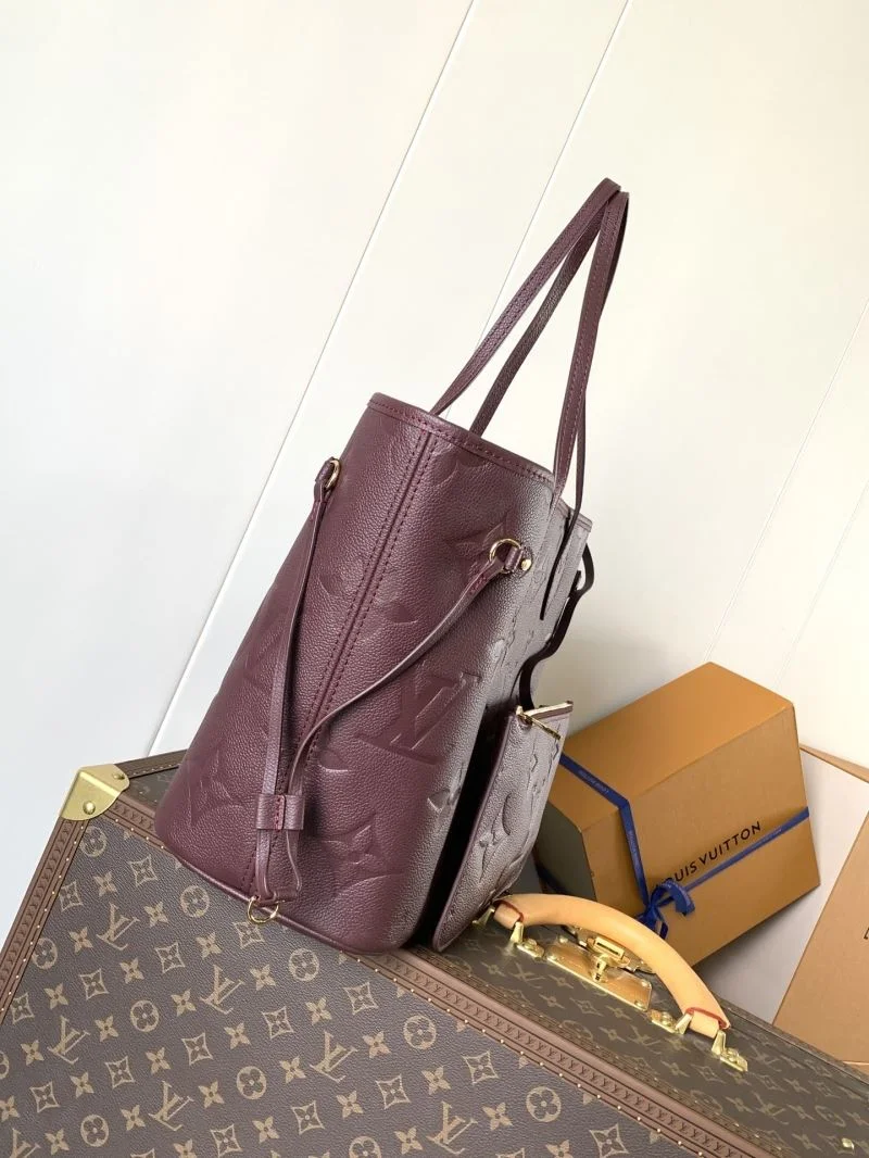 Compact Louis Vuitton Shopping Bags 43263