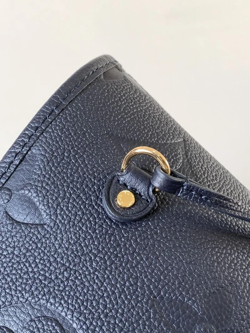 Flexible Louis Vuitton Shopping Bags 43272