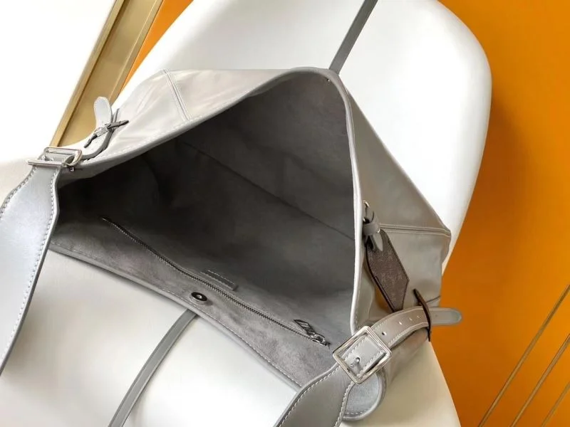Casual Louis Vuitton Shopping Bags 42565