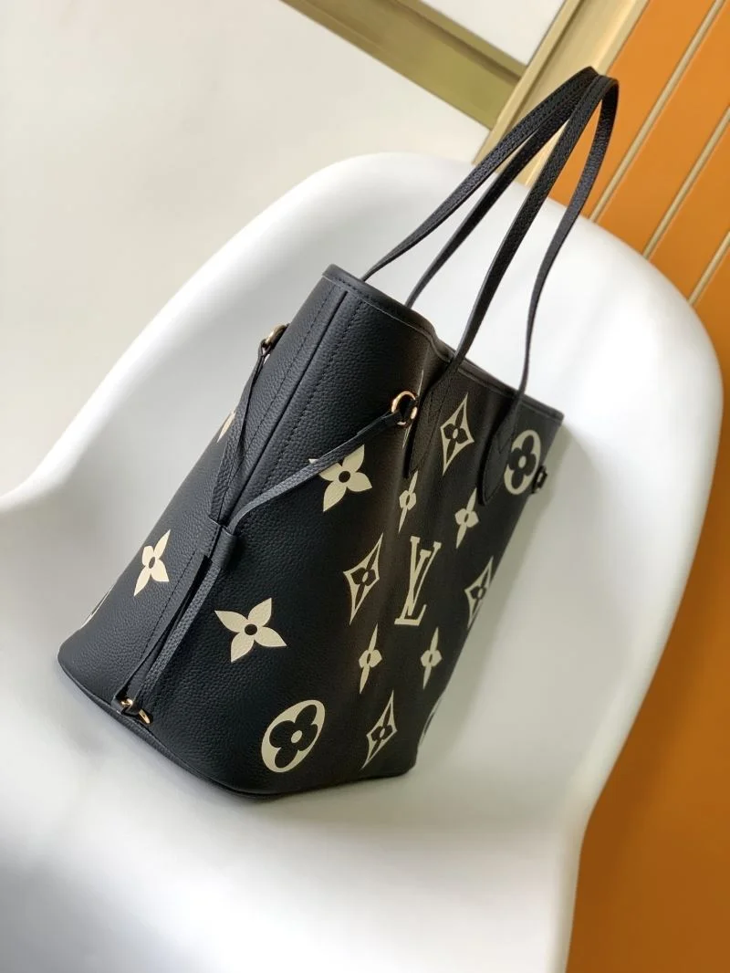 UrbanChic Louis Vuitton Shopping Bags 42558
